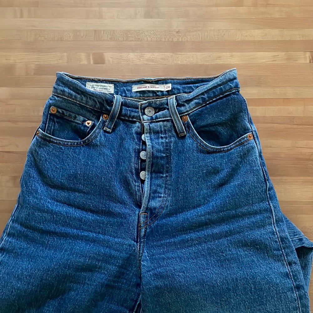 Levi’s Ribcage Straight Cropped Jeans Button Fly Sz24